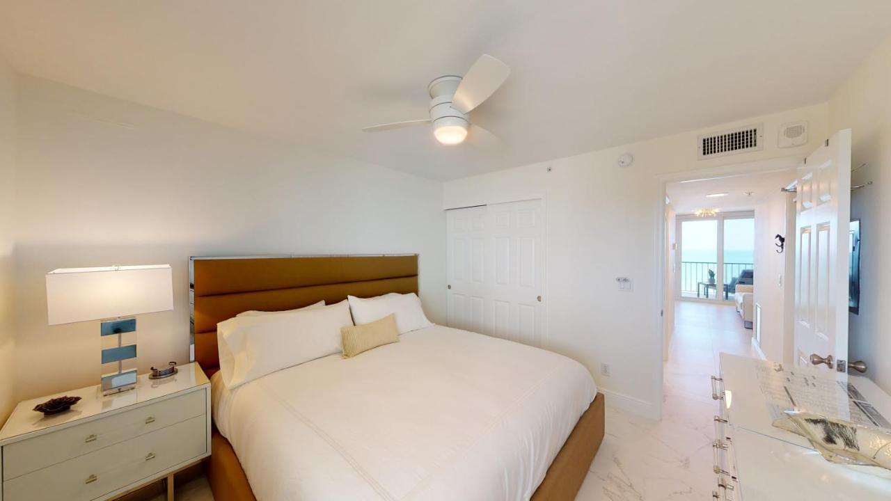 Totally Renovated Beachfront Condo At Apollo! Марко Айлънд Екстериор снимка