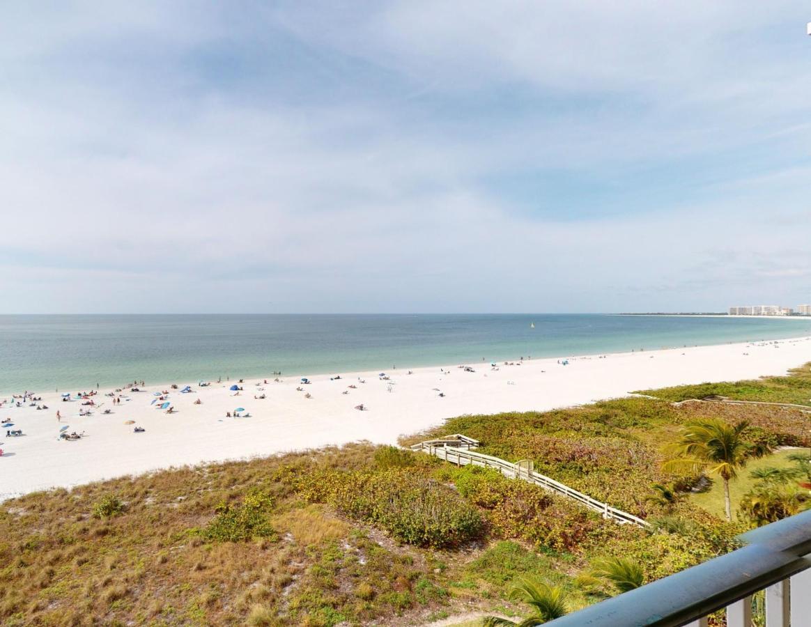Totally Renovated Beachfront Condo At Apollo! Марко Айлънд Екстериор снимка