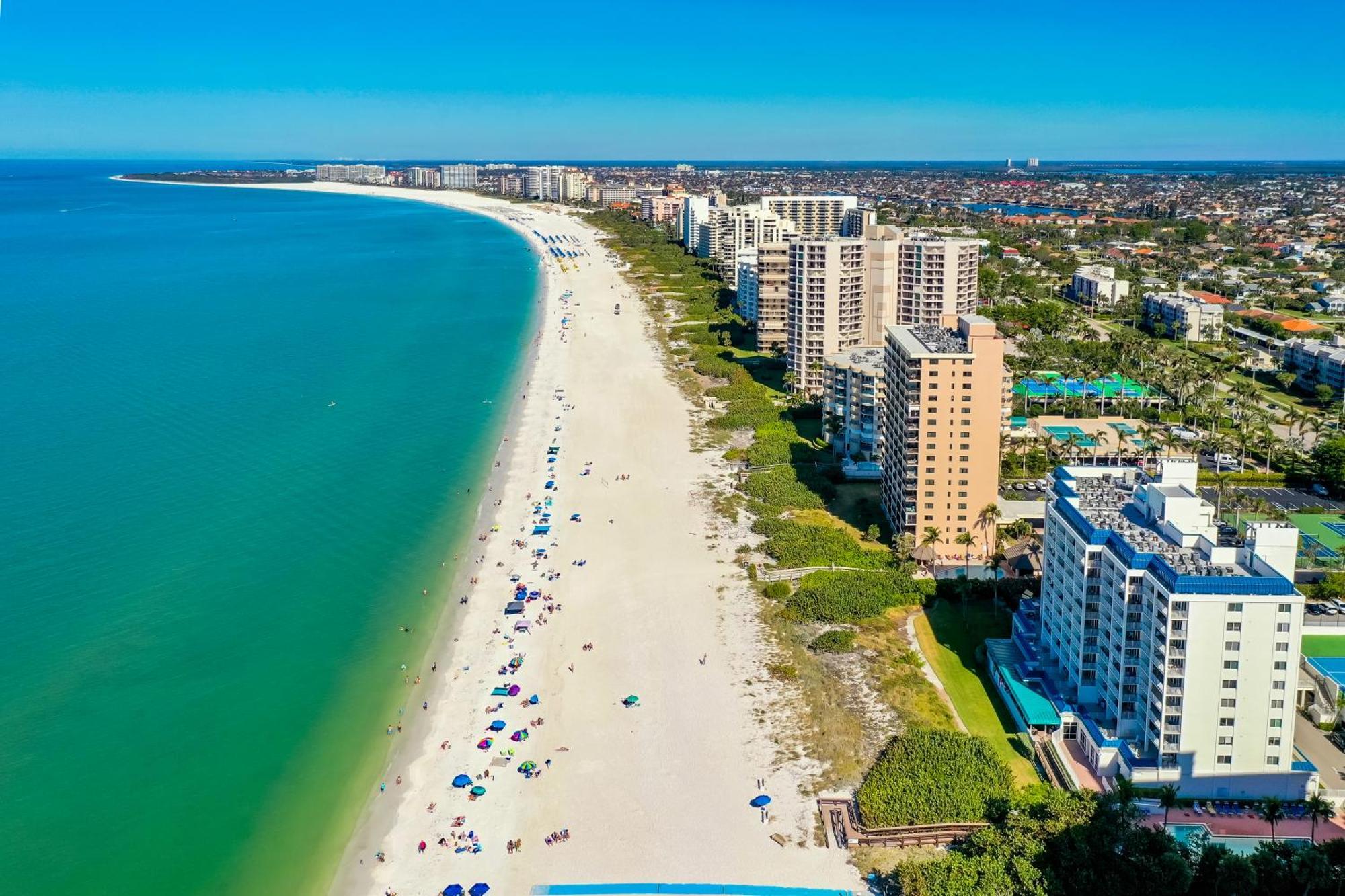 Totally Renovated Beachfront Condo At Apollo! Марко Айлънд Екстериор снимка